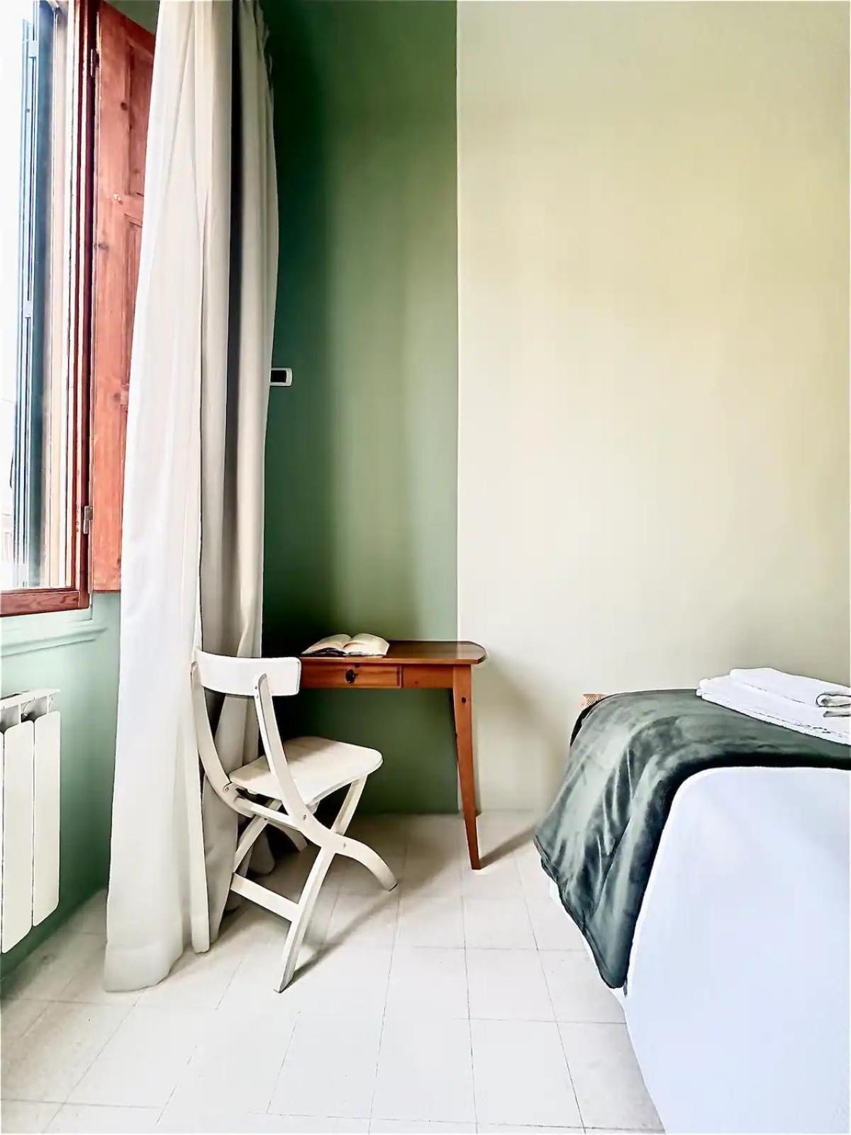 Raffaelli Rooms Travel Florence Close San Frediano 外观 照片